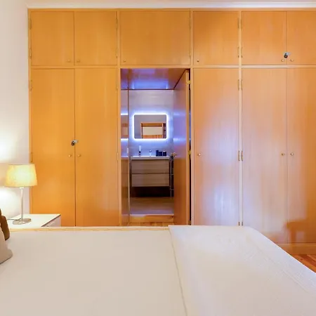 Charming Praca Da Figueira Apartment *