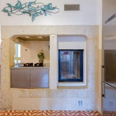 Apartment Charming Praca Da Figueira